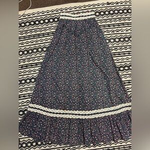 Vintage- JESSICA’S GUNNIES- Navy Floral Maxi Skirt with crotchet Trim